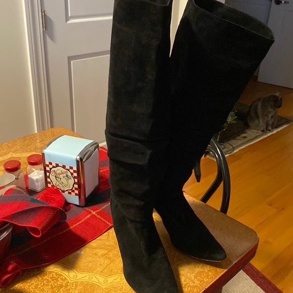Manolo Blahnik black suede slouch knee high boots size 42 - Picture 3 of 8